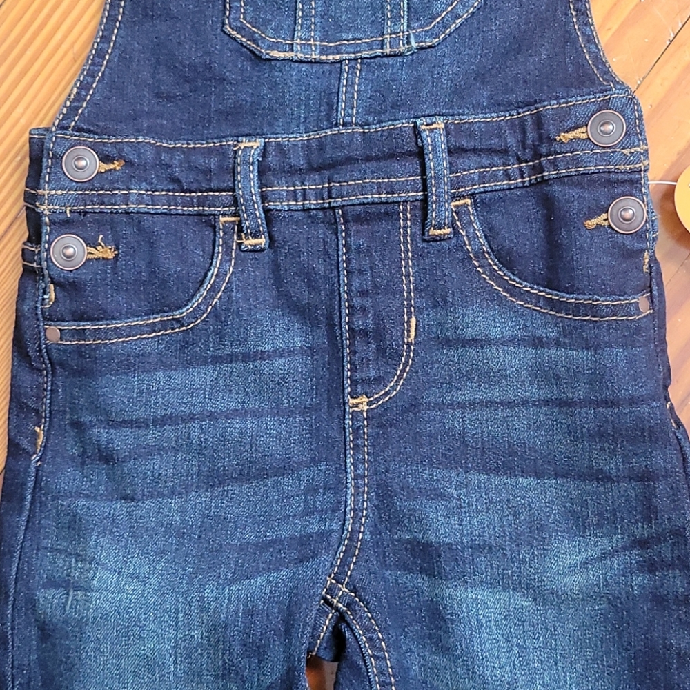 Overall - Picture 3 of 7